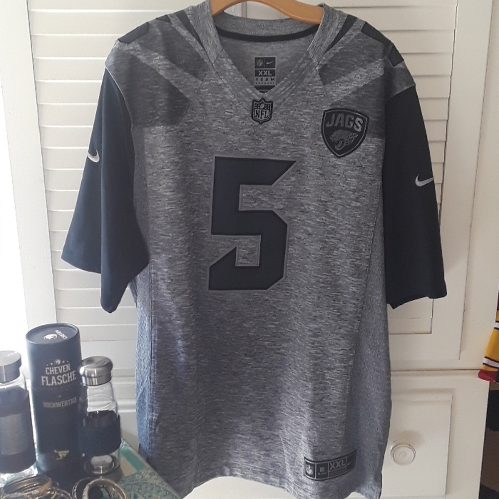 $$DROPP🏈Jags-BORTLES-#5